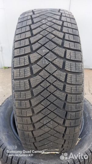 Pirelli Ice Zero FR 235/55 R19