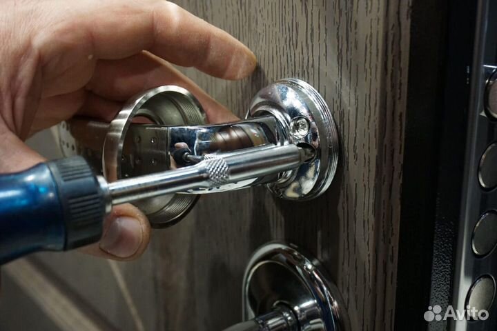 Вскрытие замков замена личинки замена замка