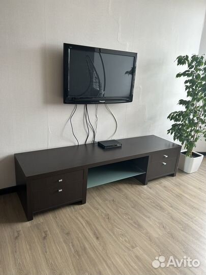 Тумба под телевизор