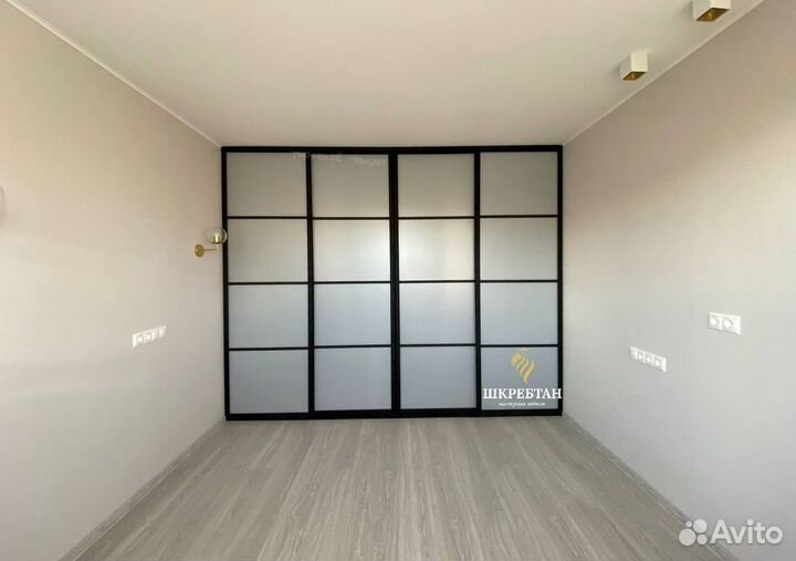 Перегородки с рифленным стеклом (с матовым)