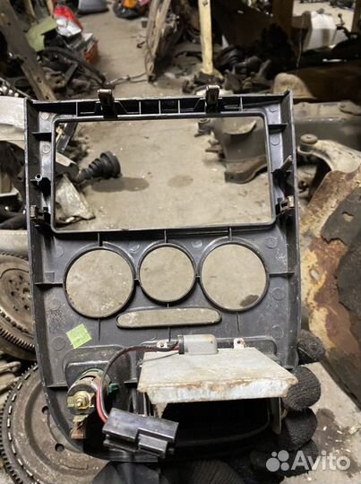 Накладка консоли Kia Rio 1