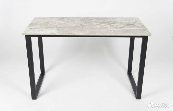 Письменный стол из керамогранита 600х1200х750