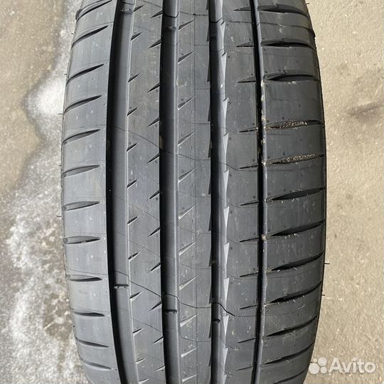 Michelin Pilot Sport 4 S 245/45 R20 103Y