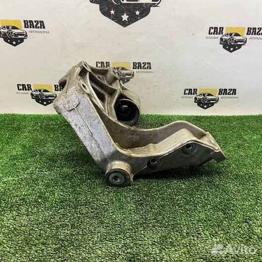 Рычаг подвески передний левый