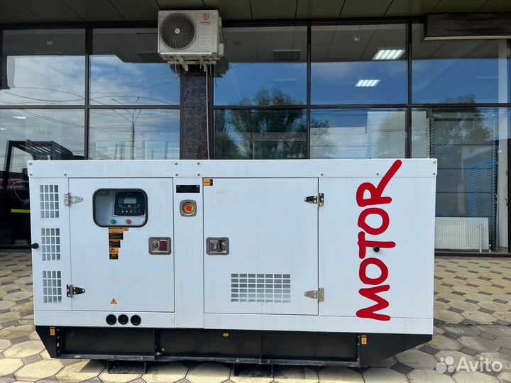 Дизельный генератор 800 кВт в кожухе с авр