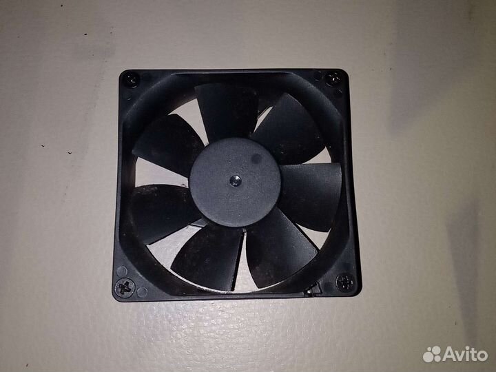 Вентилятор для корпуса