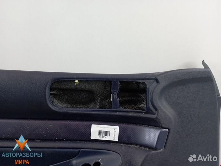 Обшивка двери передняя левая Audi A4 B5 1998