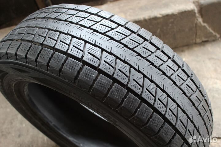 Dunlop Winter Maxx SJ8 225/60 R17 99R