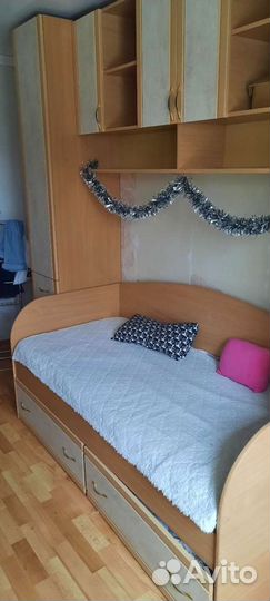 Спальный гарнитур мебель бу