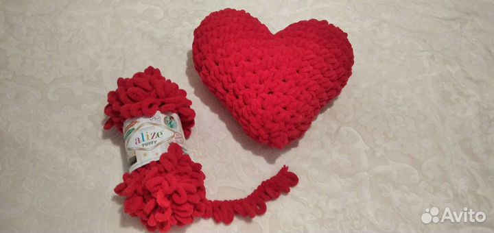 Подушка-сердце из плюшевой пряжи Ализе Пуффи (Aliz