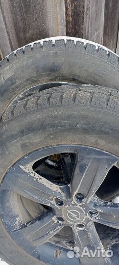 Pirelli Carrier 215/65 R16