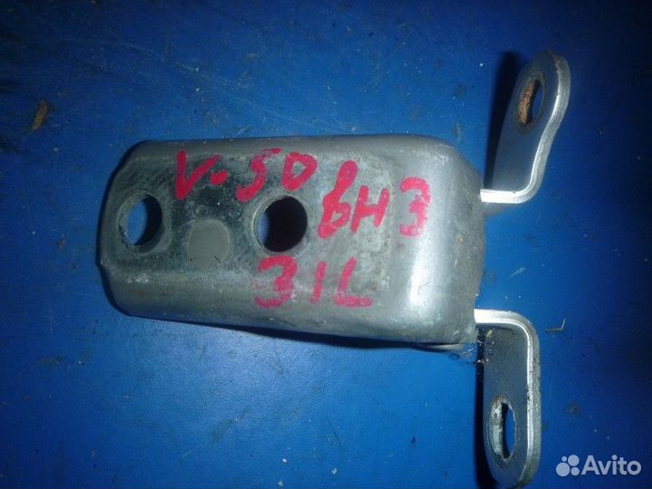 Петля двери задней левой нижняя toyota camry V50 2