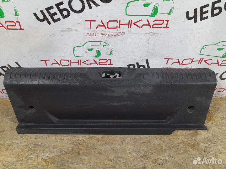 Обшивка багажника задняя LADA Vesta (2016)