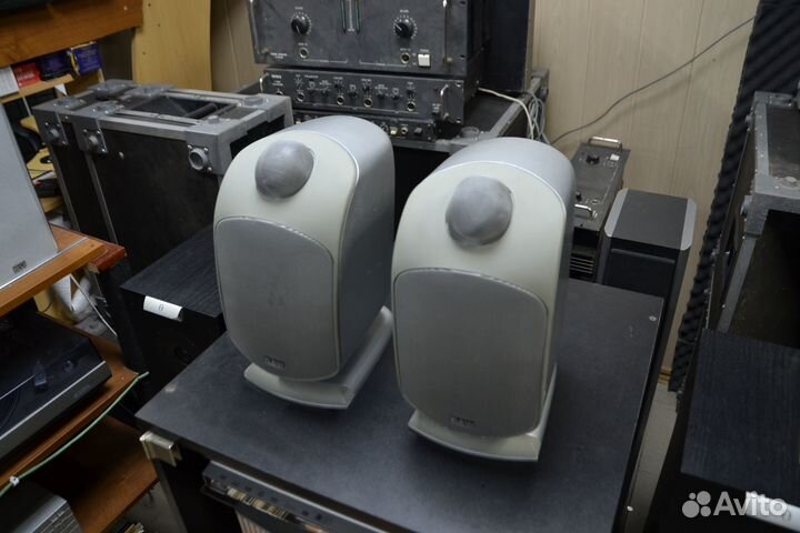 Bowers Wilkins Leisure Monitor 1 (B&W LM1)