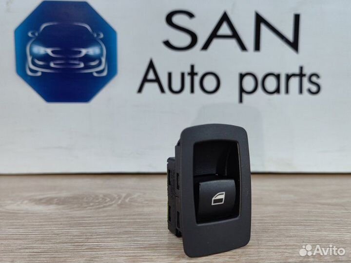 Кнопка стеклоподъемника Bmw X5 Рест E70 рест