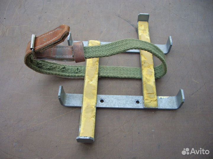 Крепёж та-57 из кунга радиостанции