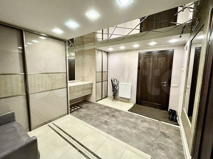 Таунхаус 240 м² на участке 1,5 сот.