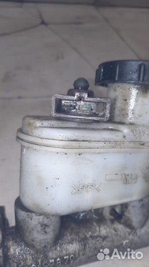 Главный тормозной цилиндр Nissan Almera