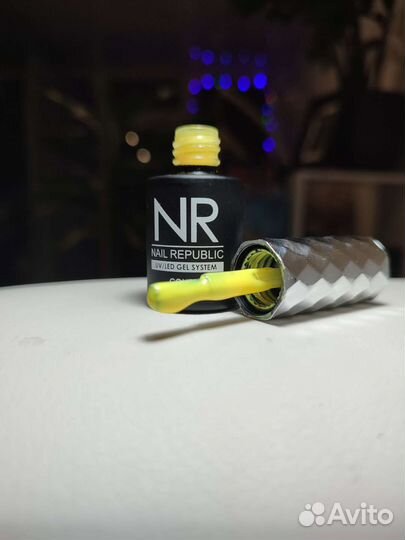 Цветные базы для ногтей