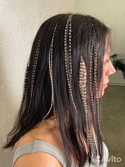 Наращивание перьев в волосы