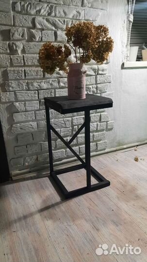 Подставка для цветов лофт