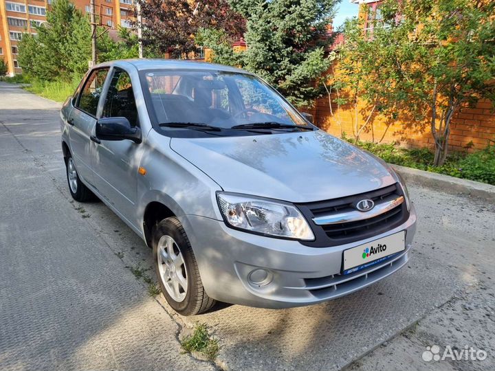LADA Granta 1.6 МТ, 2012, 4 120 км