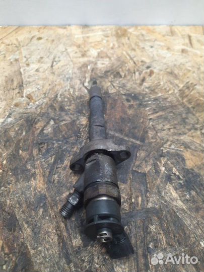 Форсунка Citroen C4 1.6 9H01 2008