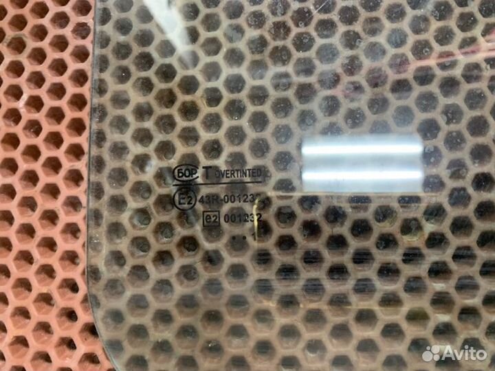 Стекло заднее правое УАЗ Патриот 23632 пикап