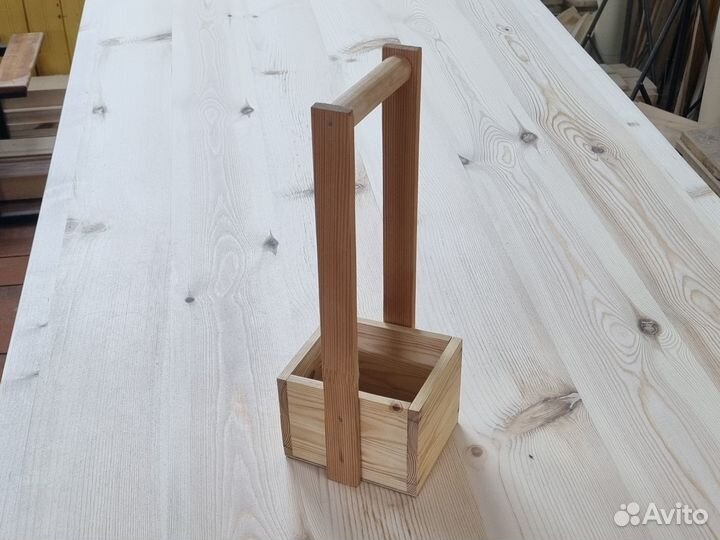 Корзинка деревянная для цветов или подарков