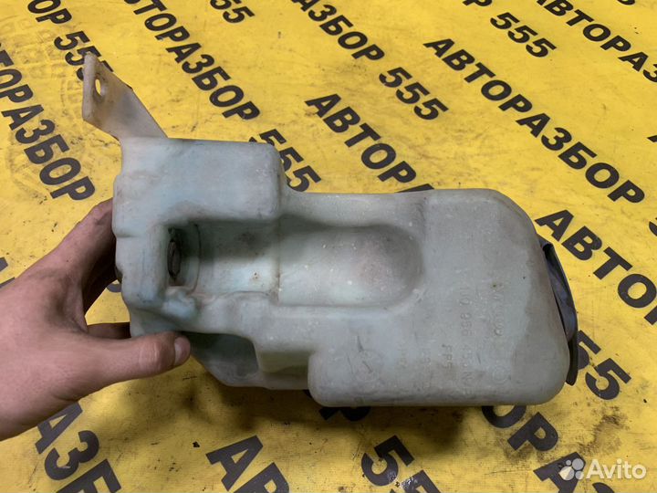 Бачок омывателя Skoda Octavia A4