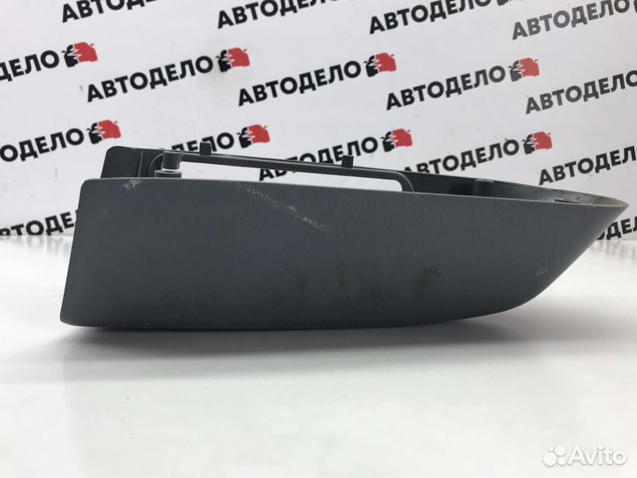 Накладка стеклоподъемника Gran Move 2000 г