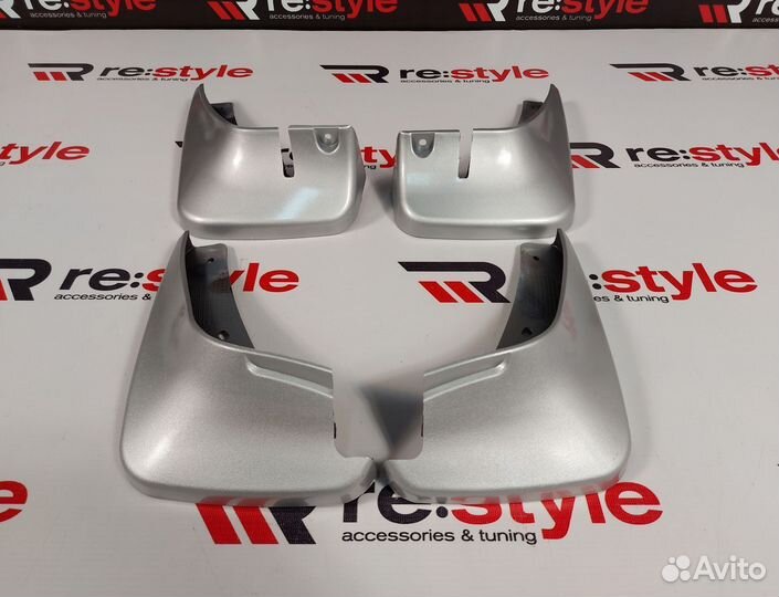 Брызговики Toyota Probox / Succeed Серебро