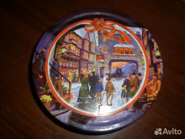 Жестяные банки из под печенья