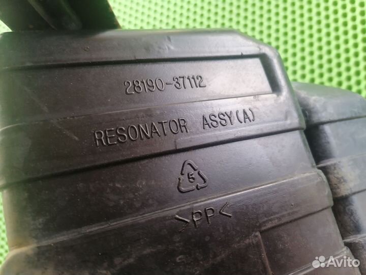 Резонатор впуска Киа Маджентис 1