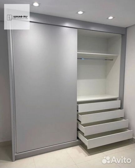 Шкаф распашной с фрезеровкой