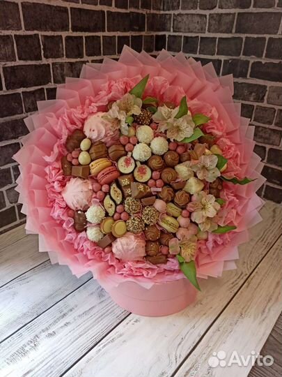 Съедобный букет из конфет