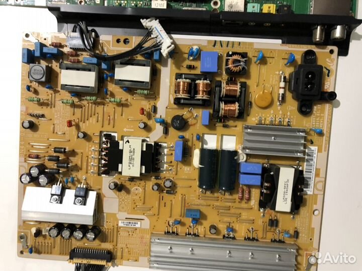 Donor UE40JU7000U UE40JU7000