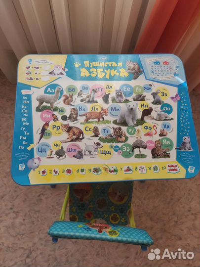 Детский столик и стул