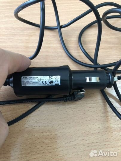 Автомобильный адаптер питания видеорегистратора