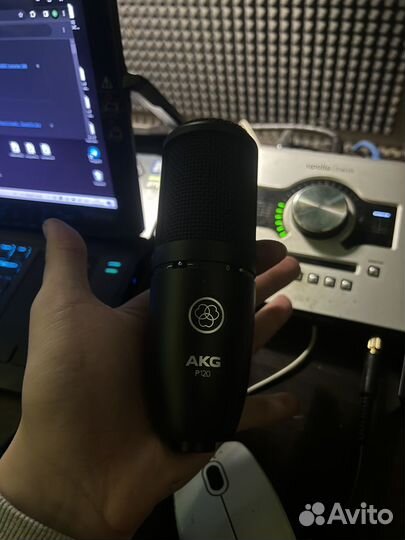 Студийный микрофон AKG P120