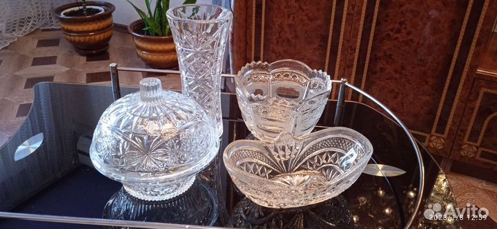 Хрустальные конфетница, лодочка, салатник