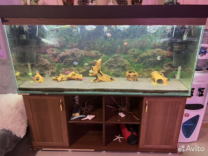 Аквариум с тумбой