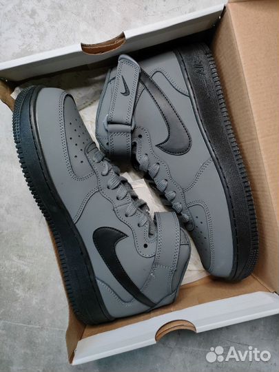 Nike Air Force 1 Mid
