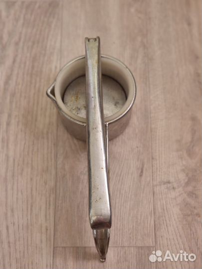 Соковыжималка ручная. Пресс