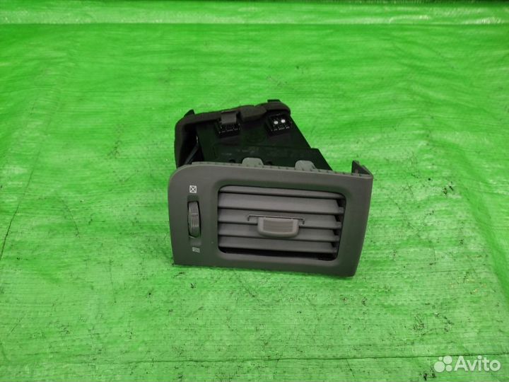 Дефлектор воздушный лев. перед. Nissan X-Trail