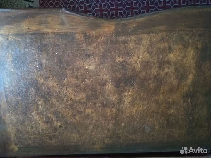 Письменный стол