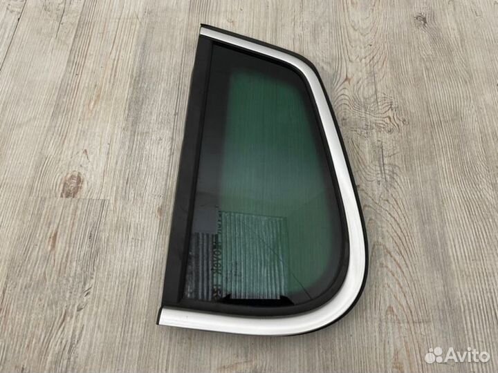 Стекло боковое заднее левое Vw Tiguan R-Line 5N