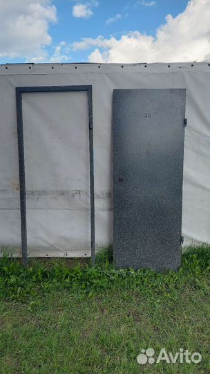 Дверь входная железная бу