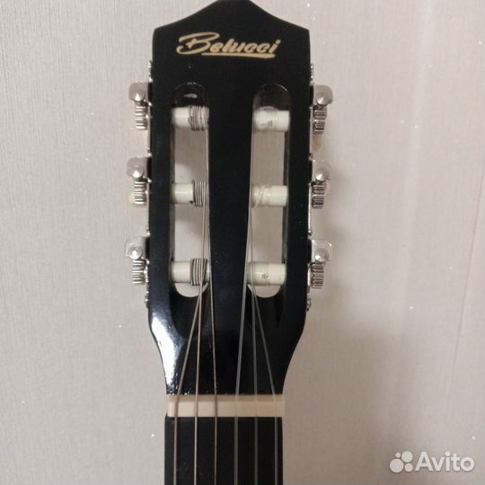 Акустическая гитара belucci