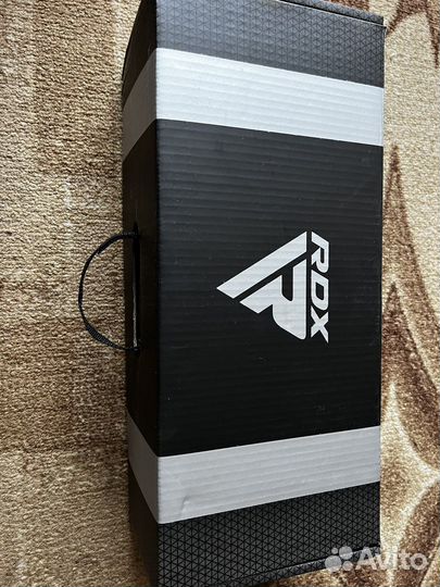 Боксерские перчатки RDX